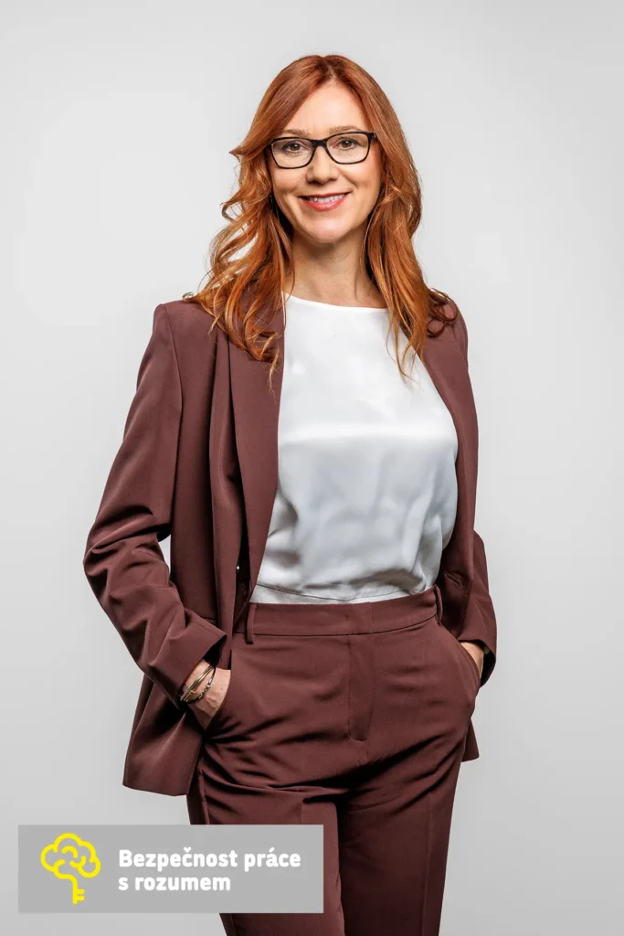 Portrét profesní 1 Business portrét v ateliéru v Praze – portrétní focení pro LinkedIn a web